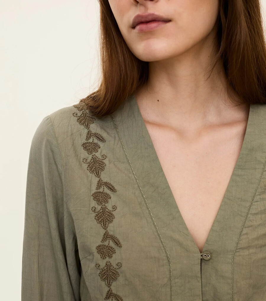 blusa de jardín
